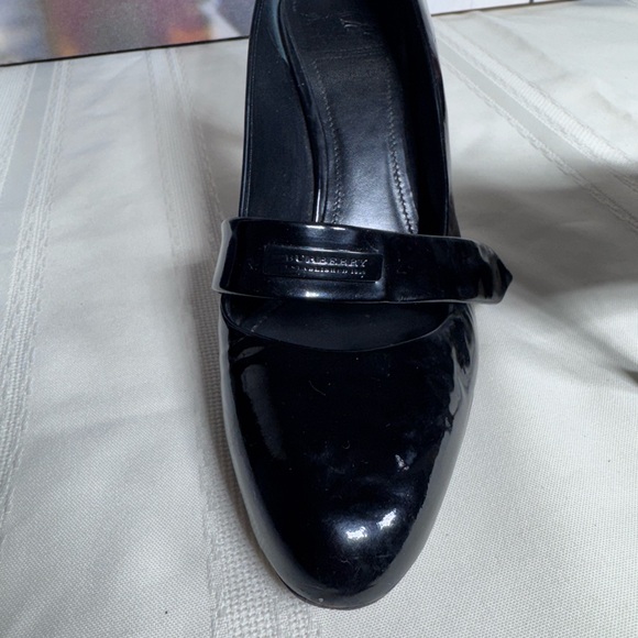 Burberry Black Patent Mary Jane Heel Size 39 - Picture 7 of 11